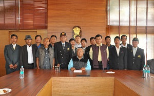 The Governor of Arunachal Pradesh Shri PB Acharya with Ex Servicemen in the Gyatri Hall at Raj Bhavan Itanagar on 2nd  February 2017.